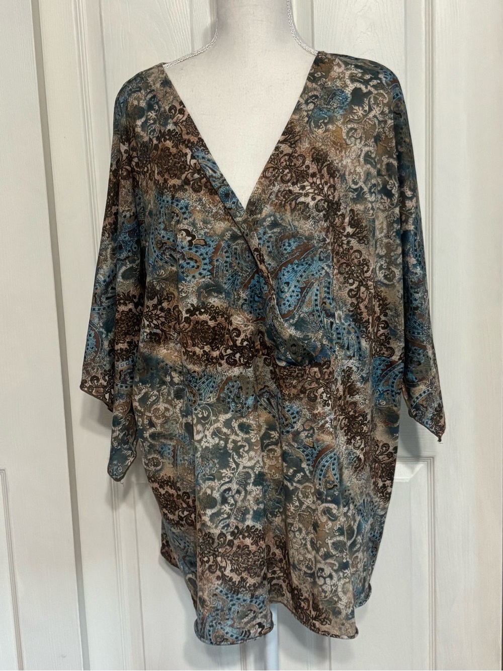 Boho V-Neck Paisley Kimono Top in Blue & Brown Size 26/28